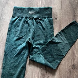 VS Pink Seamless Yoga Leggings